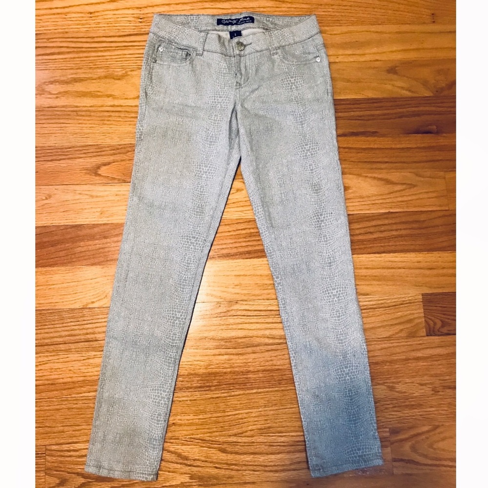 NEW - Celebrity Pink Snake Print Jeans (Lt. Gray)